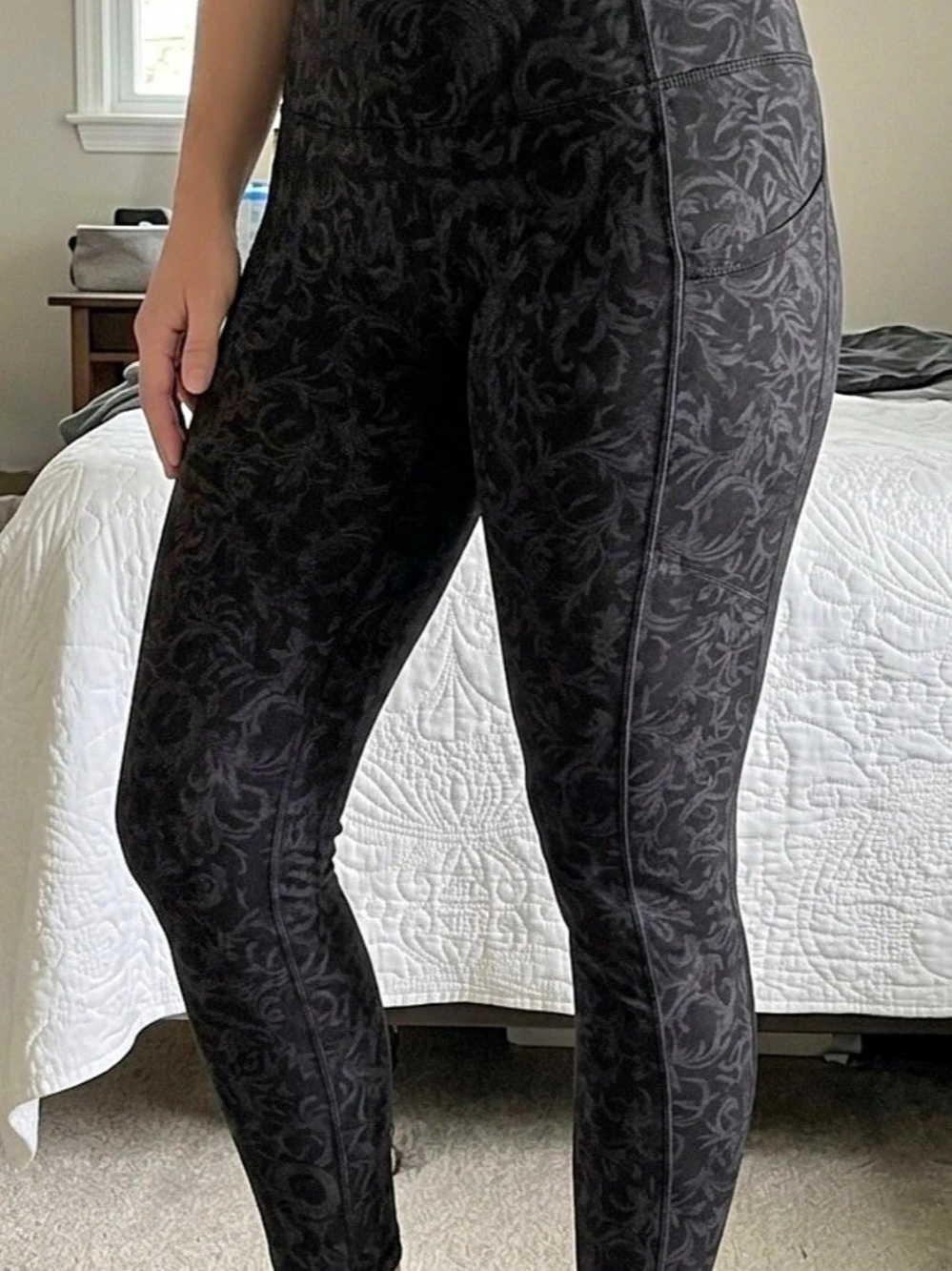 Vera Bradley Active High-Waist Leggings with Side Pocket Black & Gray Medium